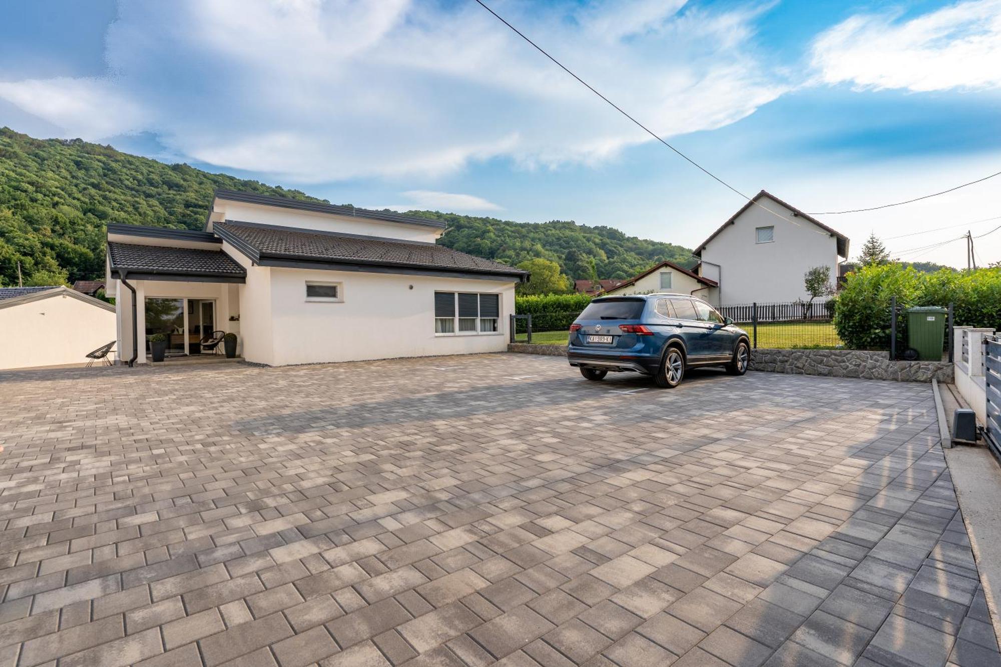Apartments & Room Forest Slunj Ngoại thất bức ảnh